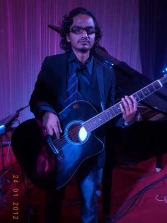 male guitar players mysore